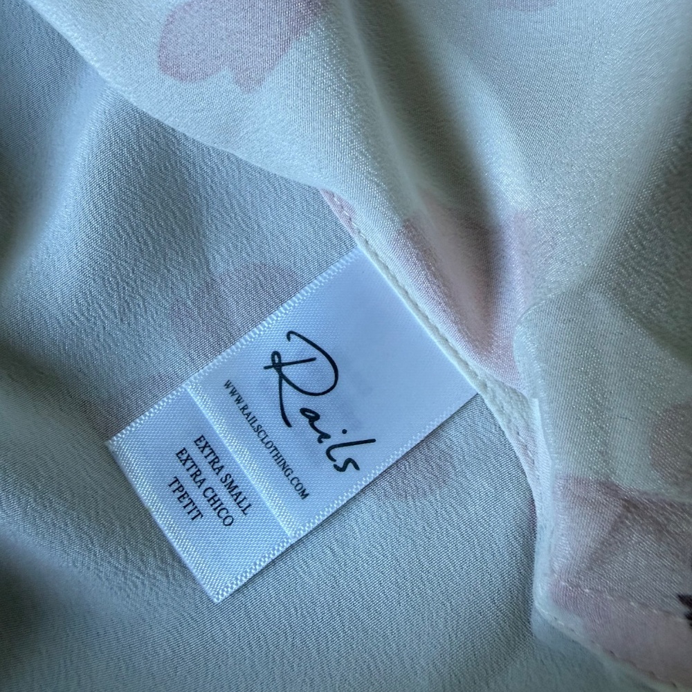 Rails XS women 100% silk blouse - Picture 2 of 5